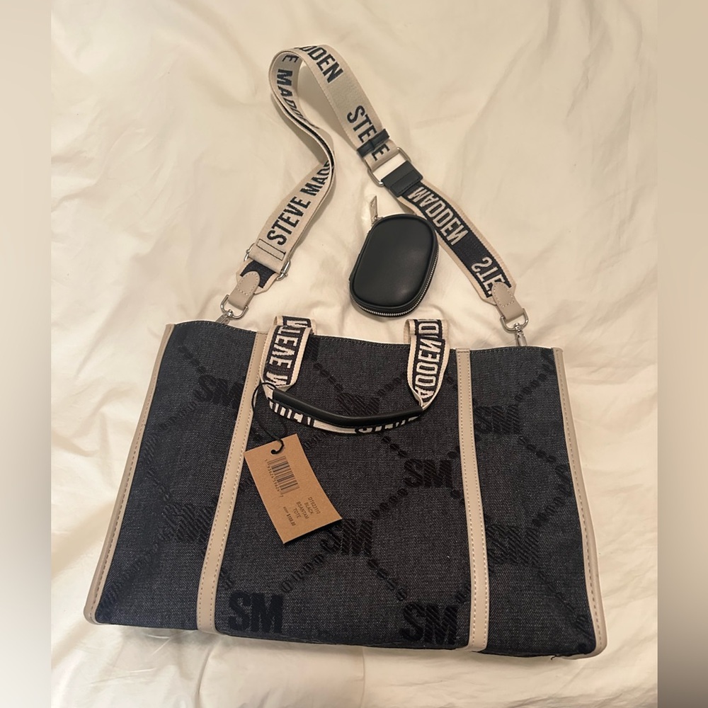 Steve madden bsantam tote 🖤